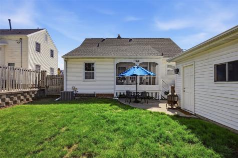 424 Dunreath Drive NE Cedar Rapids IA 52402