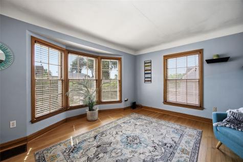 424 Dunreath Drive NE Cedar Rapids IA 52402