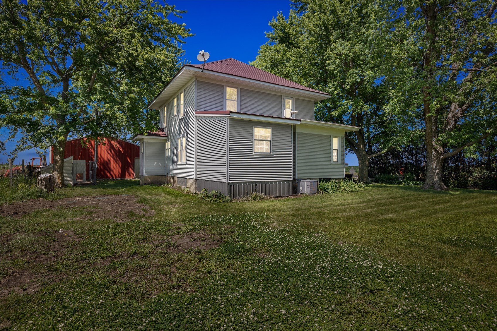 1105 Iowa 38 Tipton IA 52772