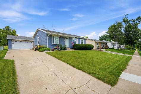 306 Cherry Hill Road SW Cedar Rapids IA 52404