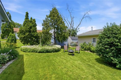 306 Cherry Hill Road SW Cedar Rapids IA 52404