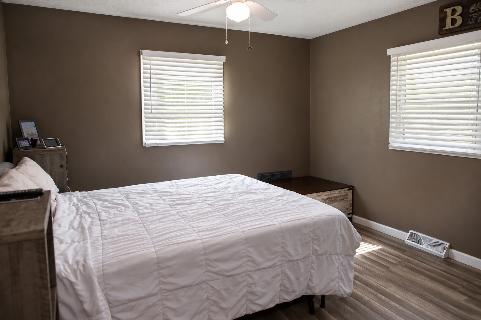 114 E Willman Street Hiawatha IA 52233