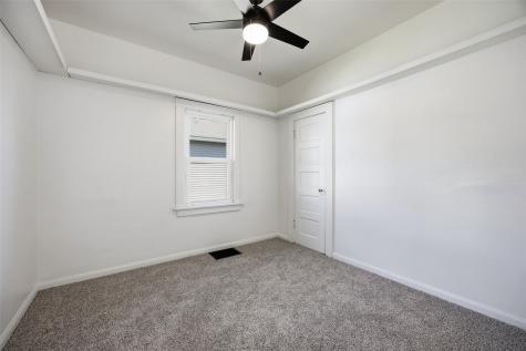905 12th Street NE Cedar Rapids IA 52402