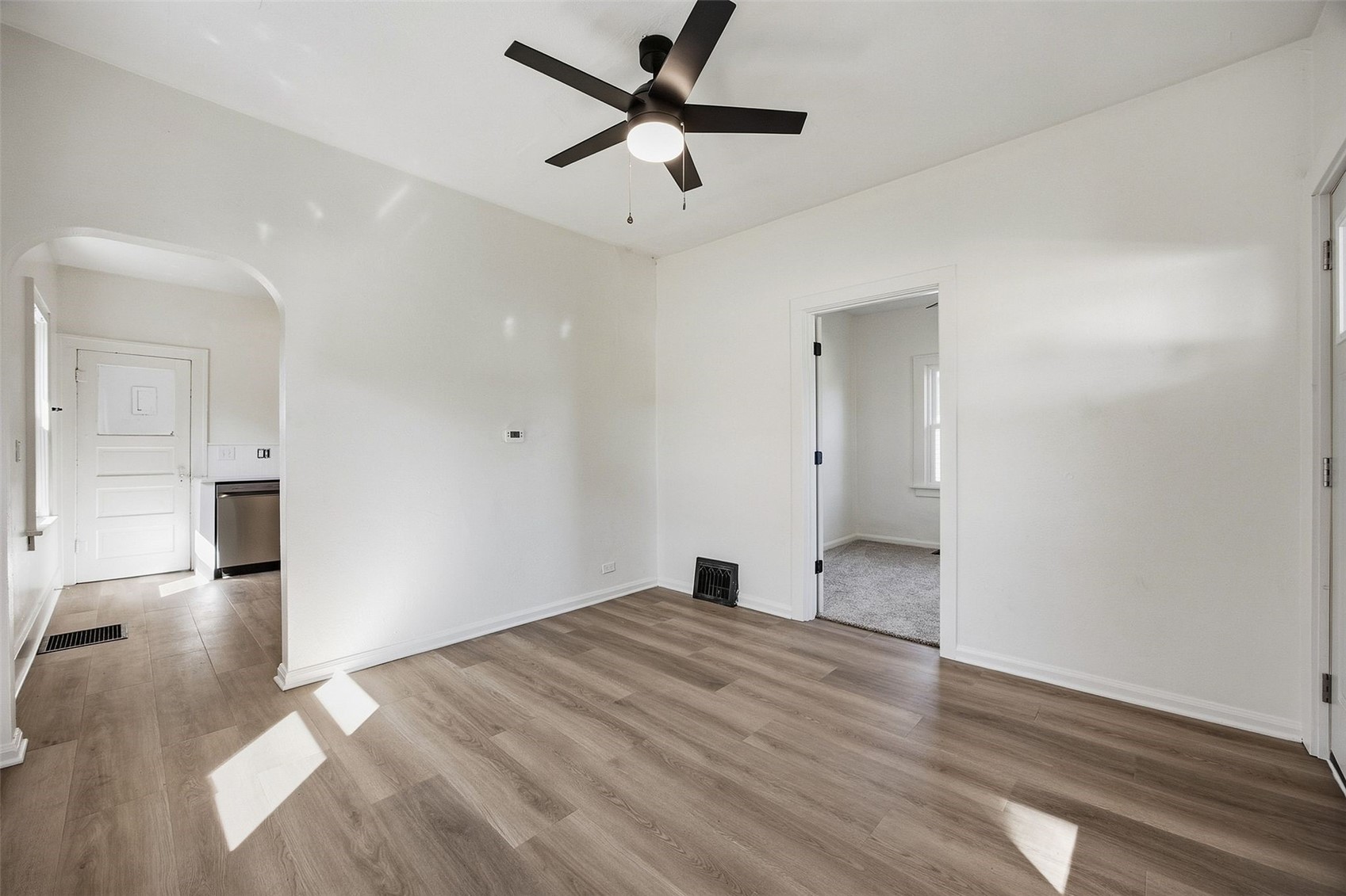 905 12th Street NE Cedar Rapids IA 52402