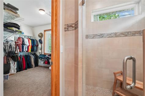 2595 Victoria Street Marion IA 52302
