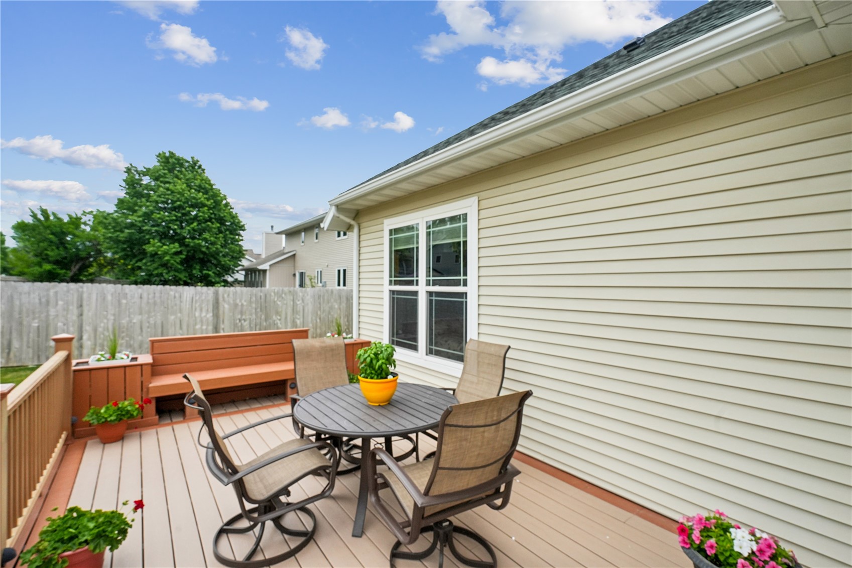 2595 Victoria Street Marion IA 52302