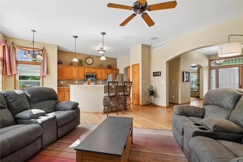 2595 Victoria Street Marion IA 52302