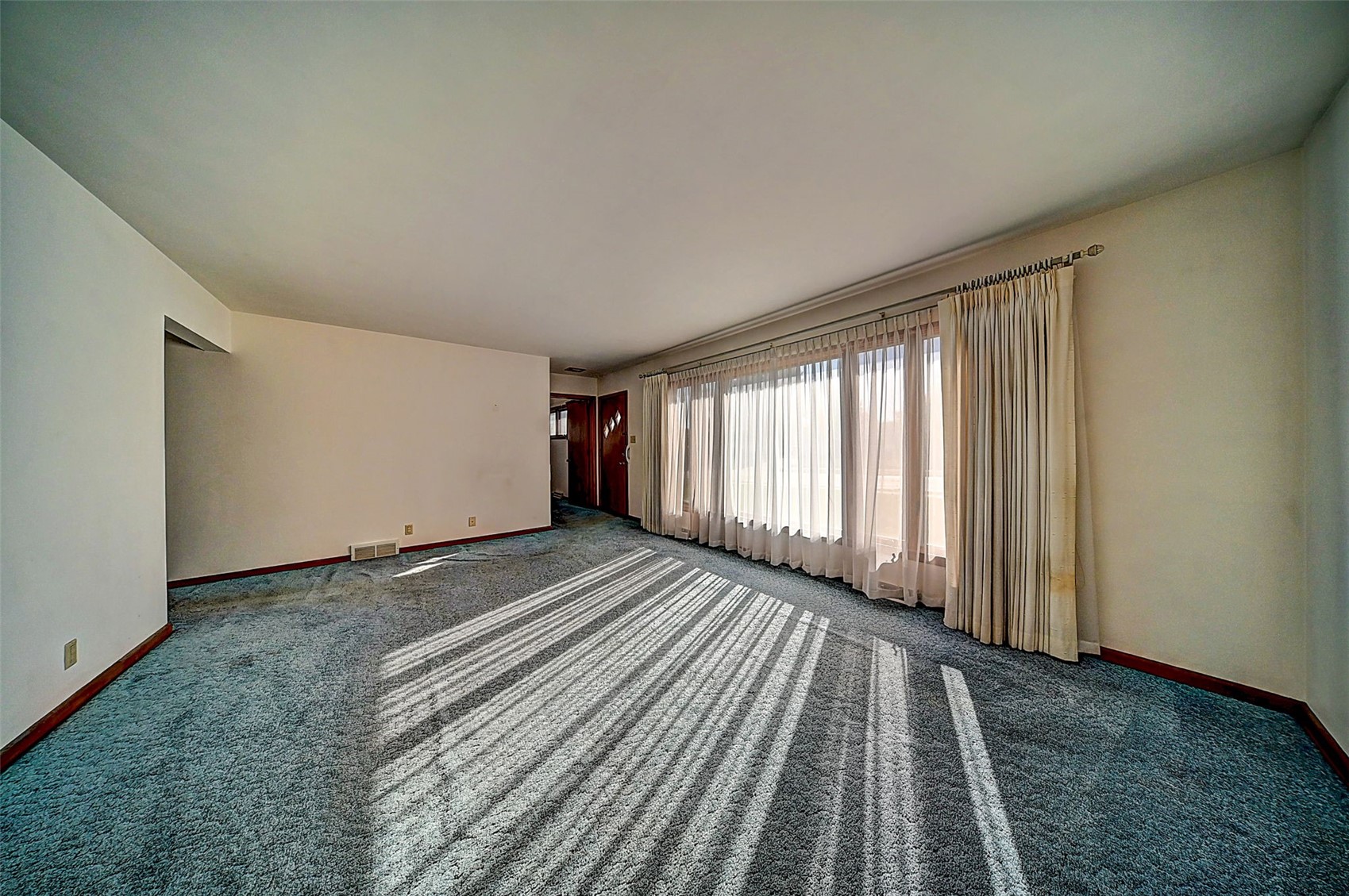 2106 42nd Street NE Cedar Rapids IA 52402