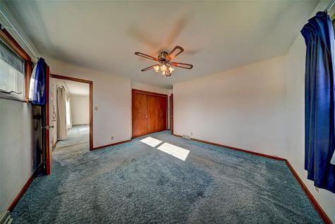 2106 42nd Street NE Cedar Rapids IA 52402