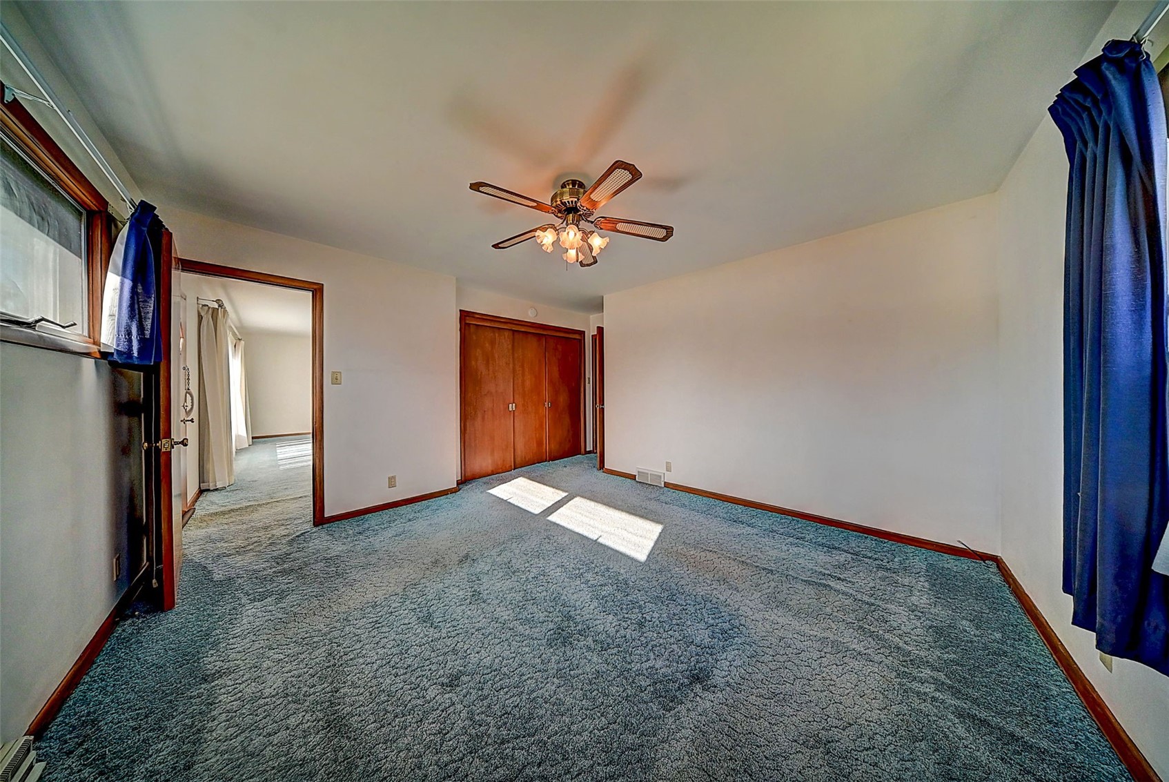2106 42nd Street NE Cedar Rapids IA 52402