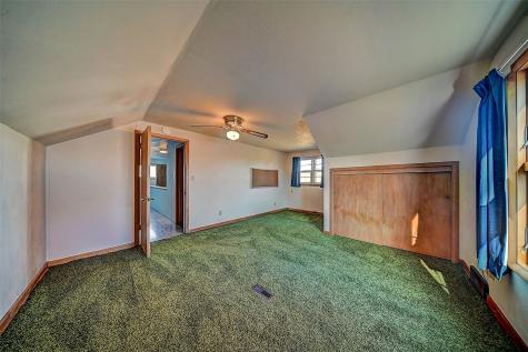 2106 42nd Street NE Cedar Rapids IA 52402