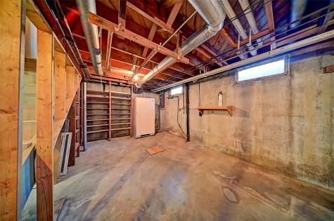 2106 42nd Street NE Cedar Rapids IA 52402