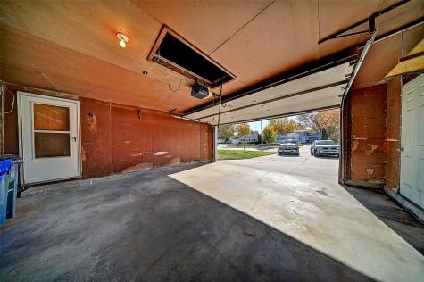 2106 42nd Street NE Cedar Rapids IA 52402