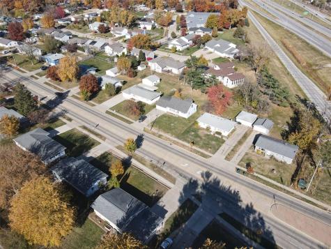 2106 42nd Street NE Cedar Rapids IA 52402