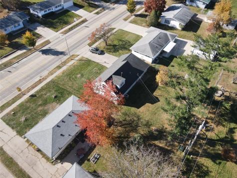 2106 42nd Street NE Cedar Rapids IA 52402