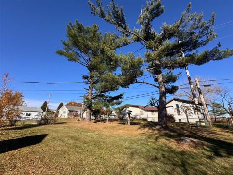 2106 42nd Street NE Cedar Rapids IA 52402