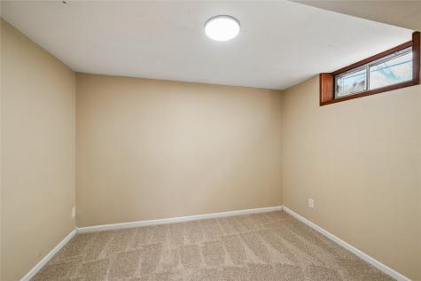 3632 Lynbrook Drive NE Cedar Rapids IA 52402