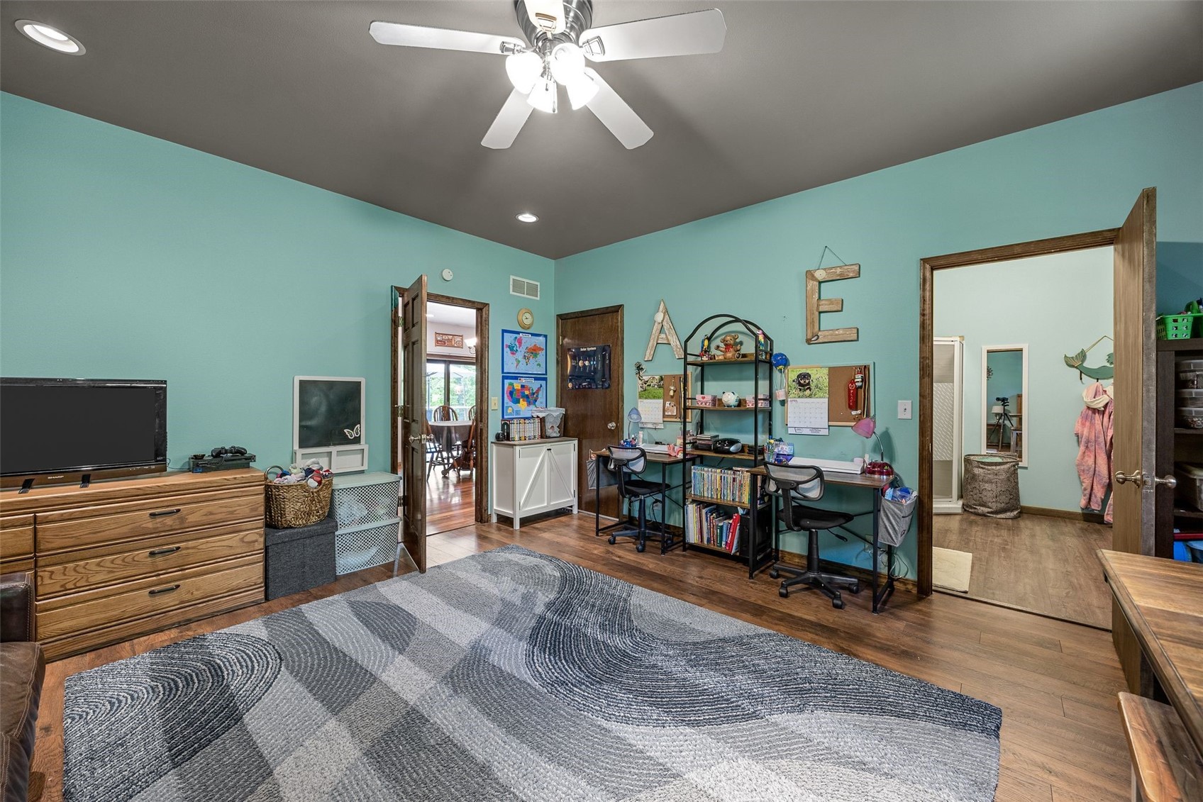2457 125th Drive Marengo IA 52301