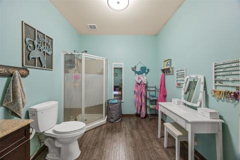 2457 125th Drive Marengo IA 52301
