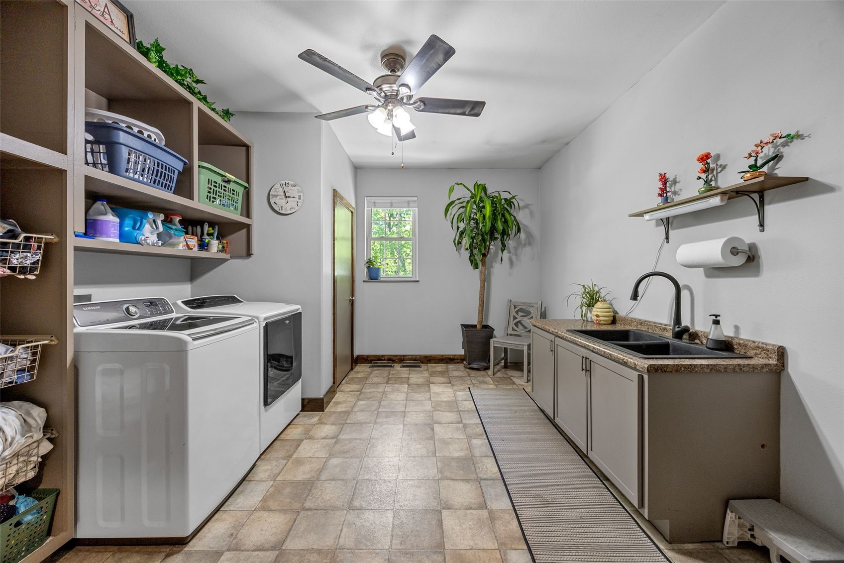 2457 125th Drive Marengo IA 52301