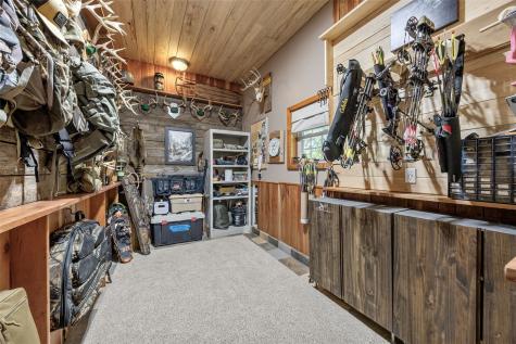2457 125th Drive Marengo IA 52301