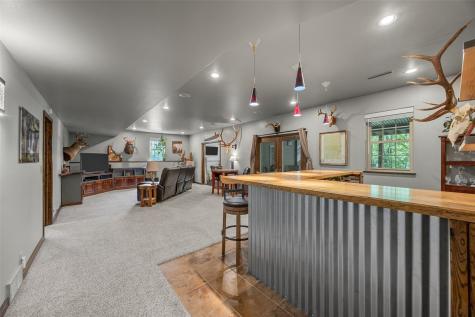 2457 125th Drive Marengo IA 52301