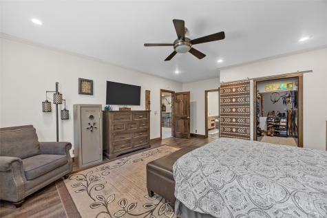 2457 125th Drive Marengo IA 52301