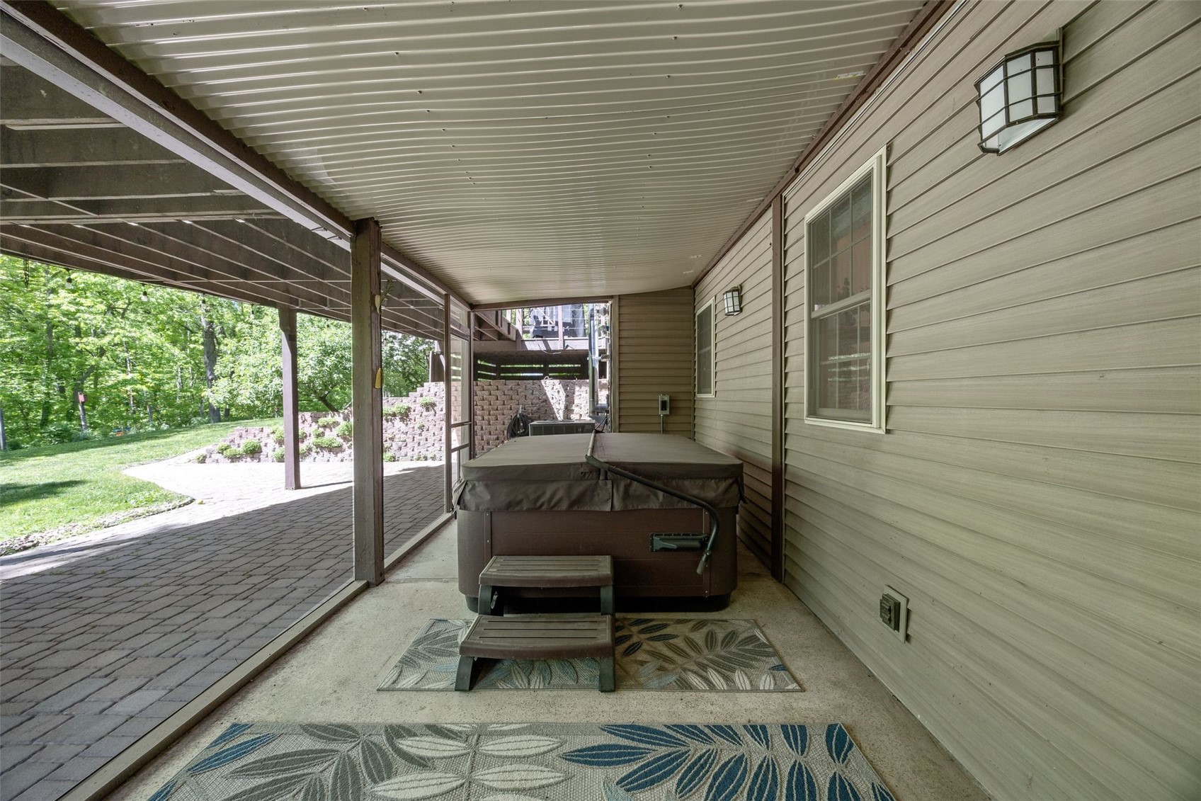 2457 125th Drive Marengo IA 52301