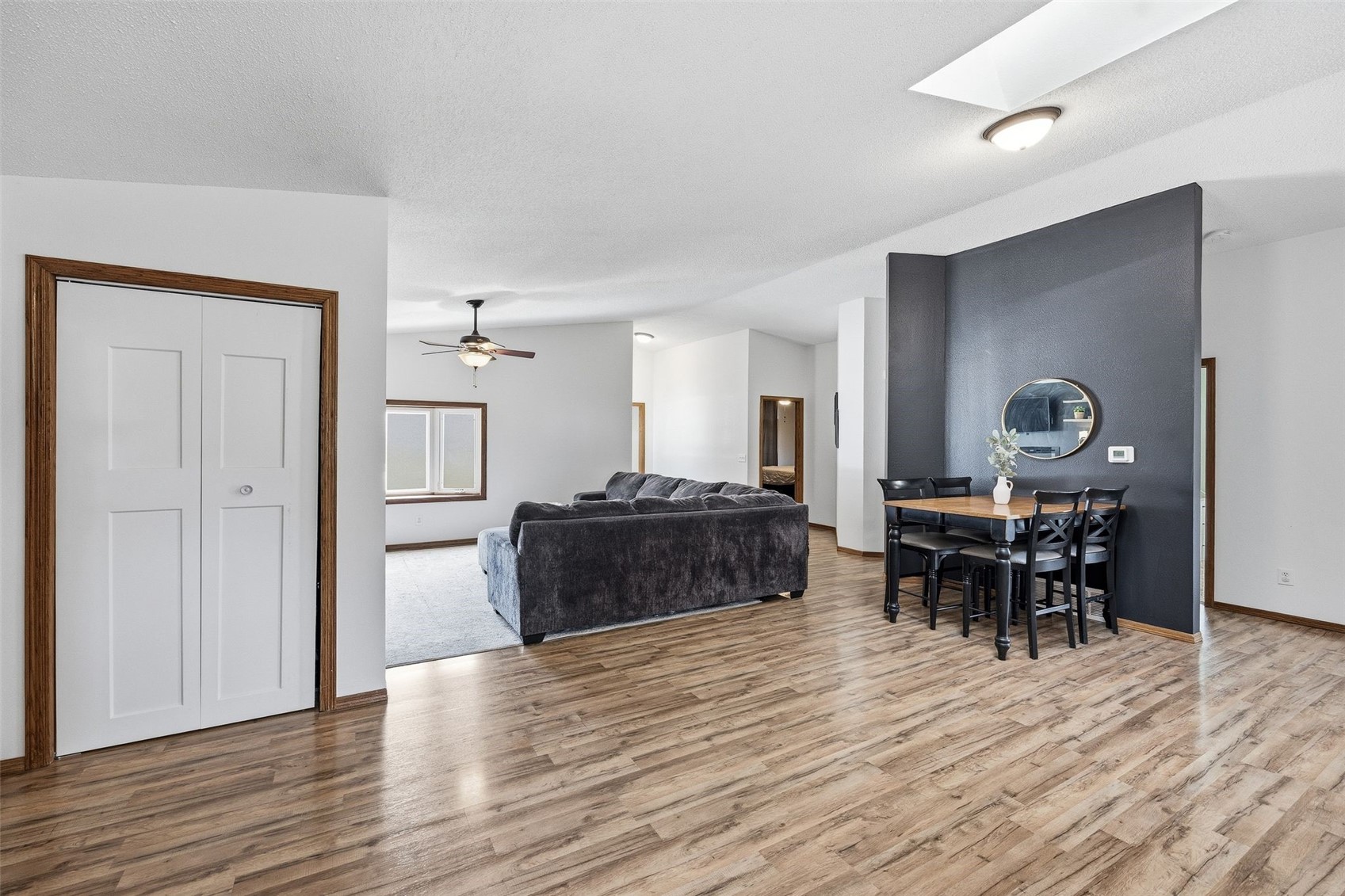 1095 E Main Street Robins IA 52328