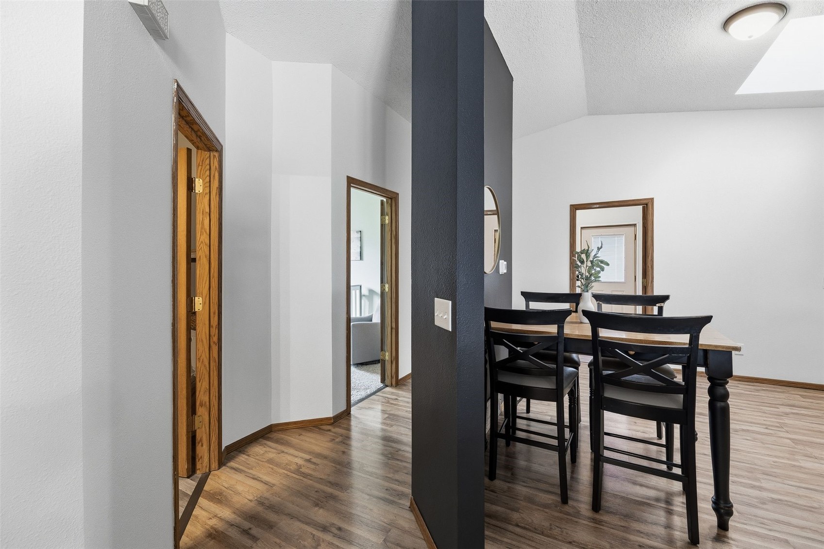 1095 E Main Street Robins IA 52328