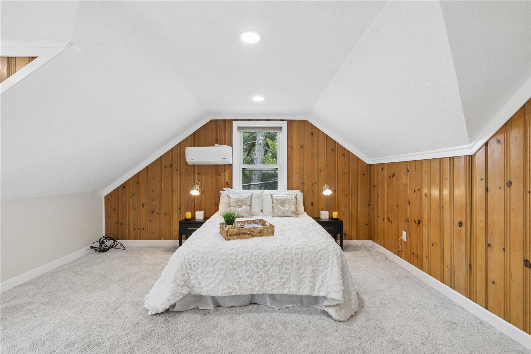 221 23rd Street NE Cedar Rapids IA 52402