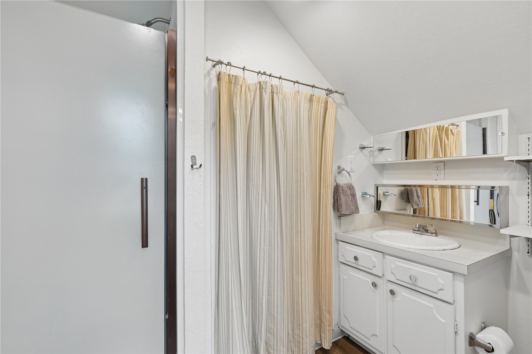221 23rd Street NE Cedar Rapids IA 52402