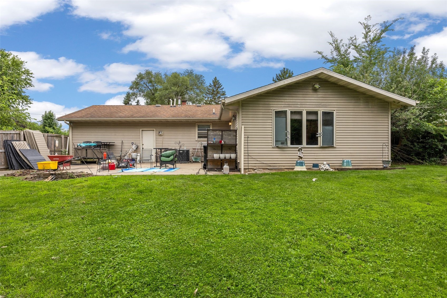 1613 13th Street Coralville IA 52241
