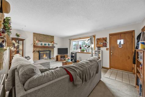 1613 13th Street Coralville IA 52241