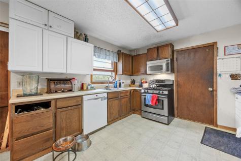 1613 13th Street Coralville IA 52241
