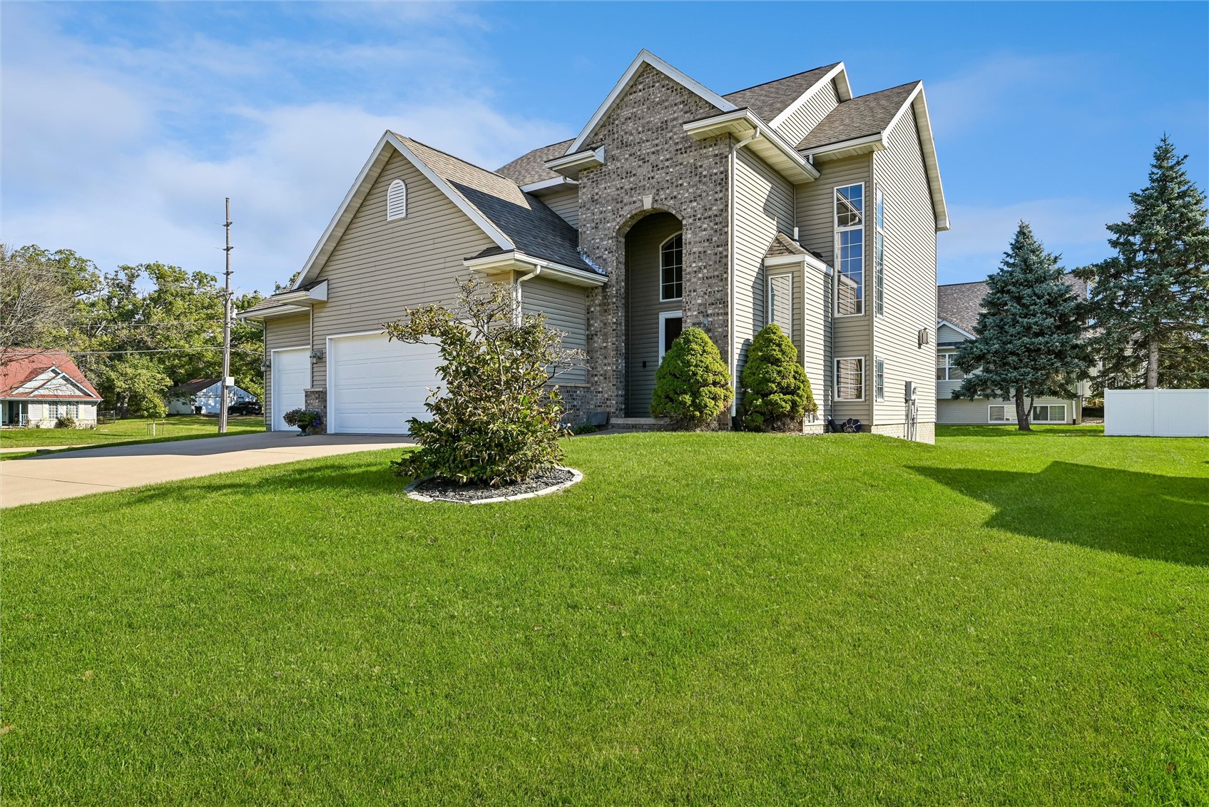 4124 Forest View Court NE Cedar Rapids IA 52411