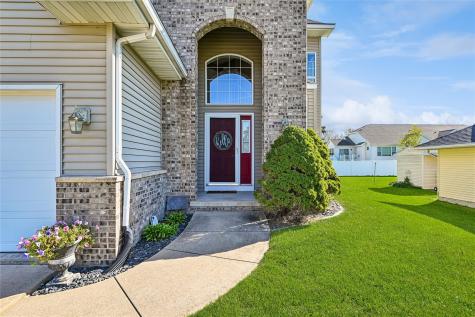 4124 Forest View Court NE Cedar Rapids IA 52411