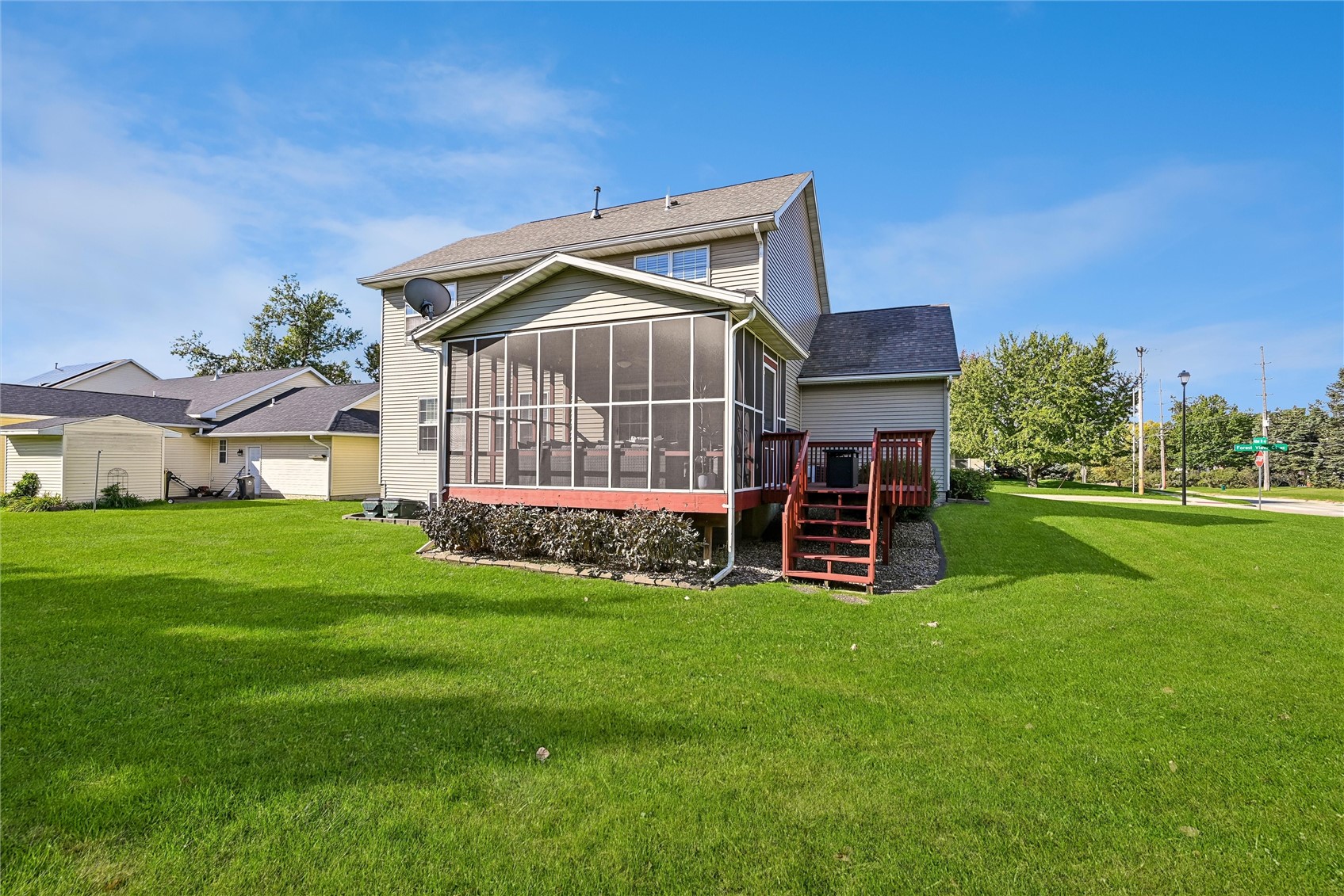 4124 Forest View Court NE Cedar Rapids IA 52411