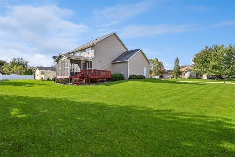 4124 Forest View Court NE Cedar Rapids IA 52411