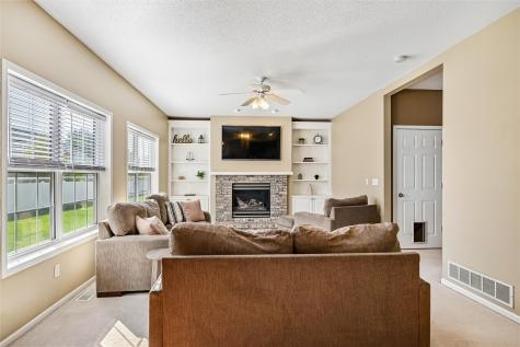 4124 Forest View Court NE Cedar Rapids IA 52411