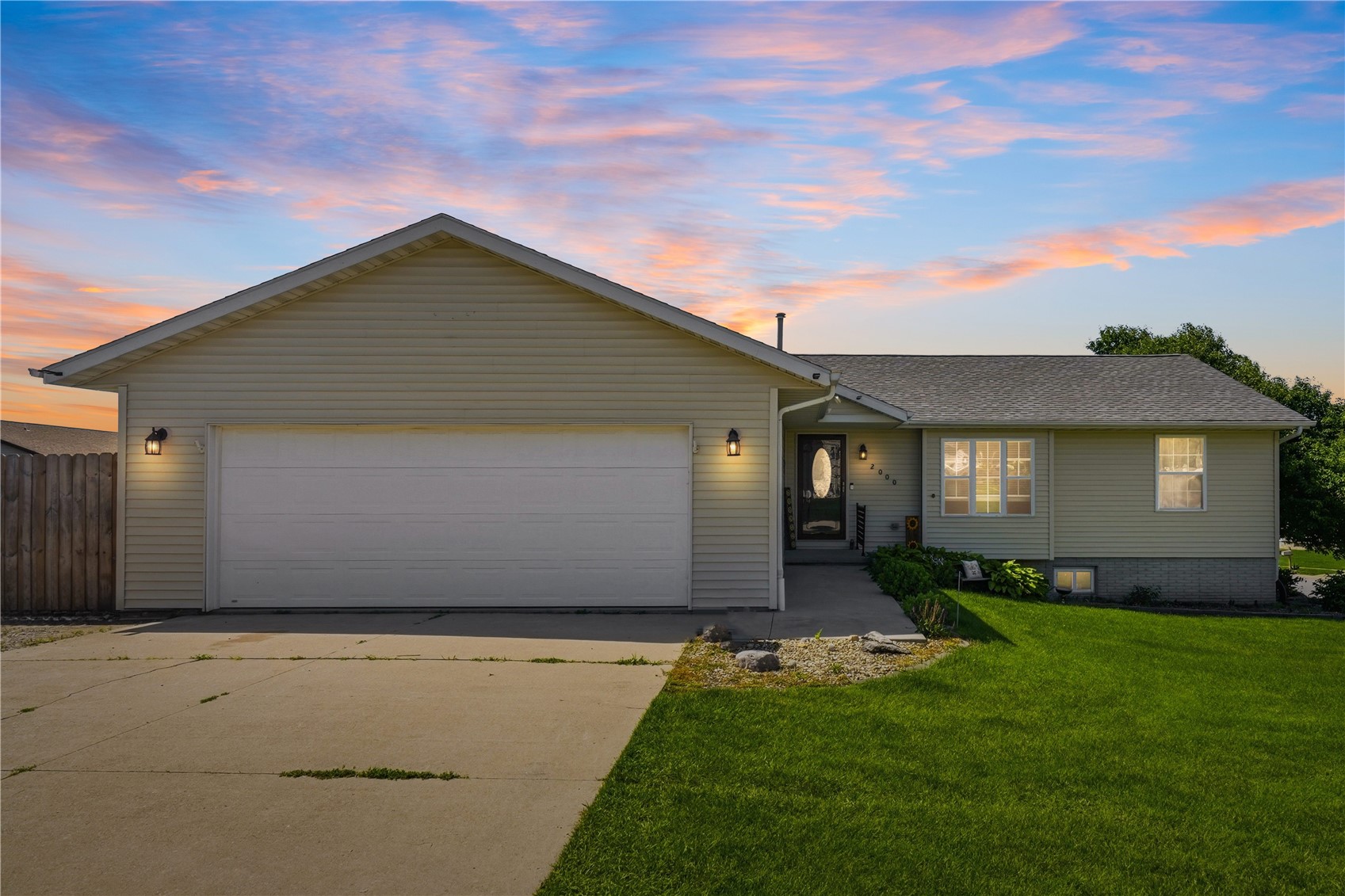 2000 Highland Road Ely IA 52227
