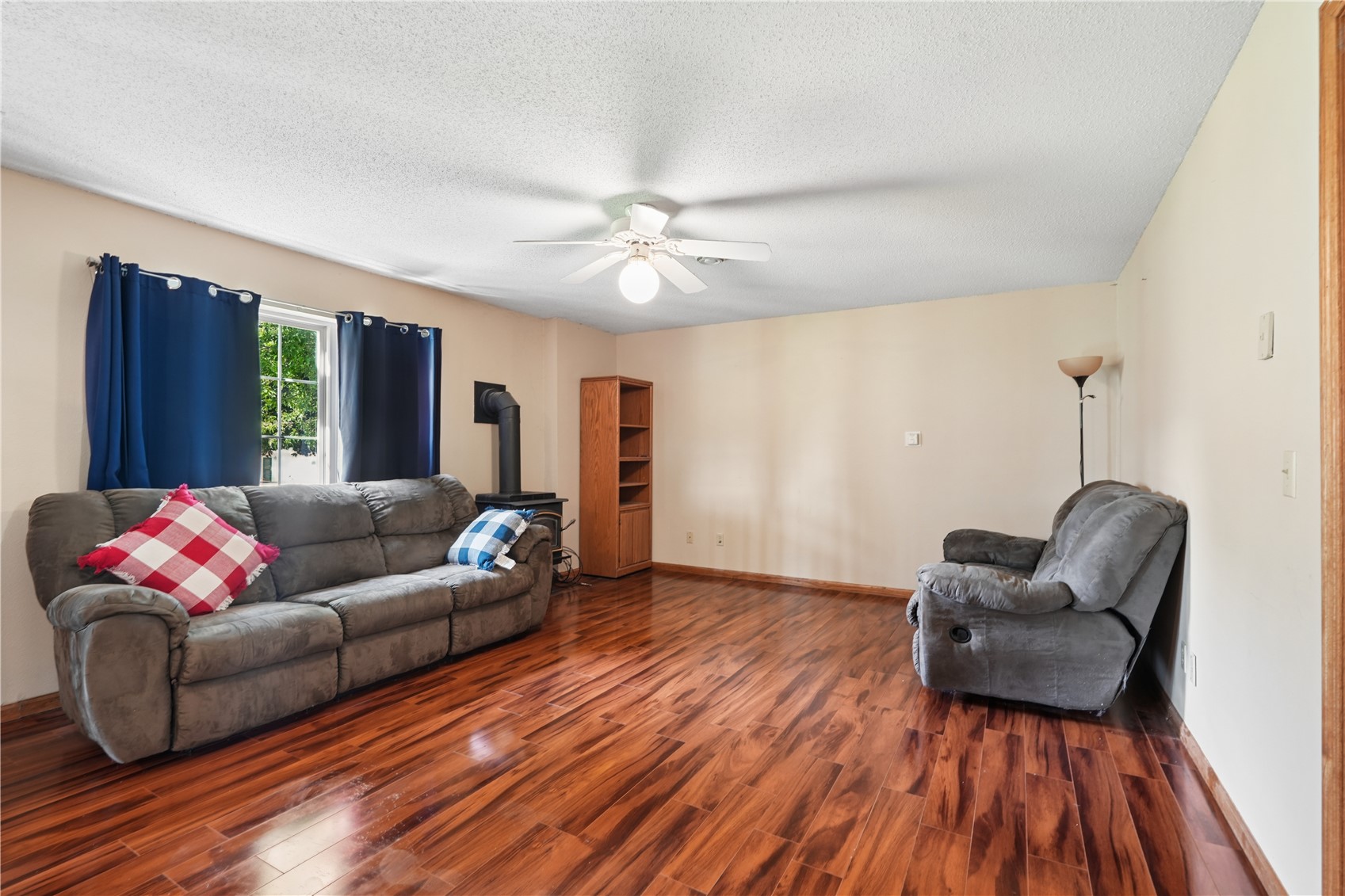 2000 Highland Road Ely IA 52227