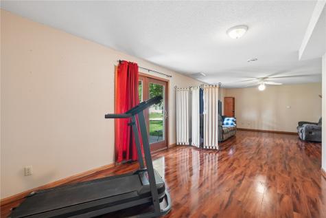 2000 Highland Road Ely IA 52227