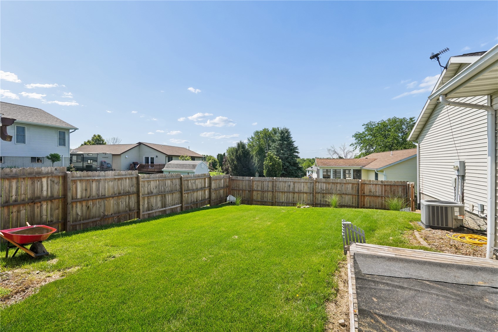 2000 Highland Road Ely IA 52227