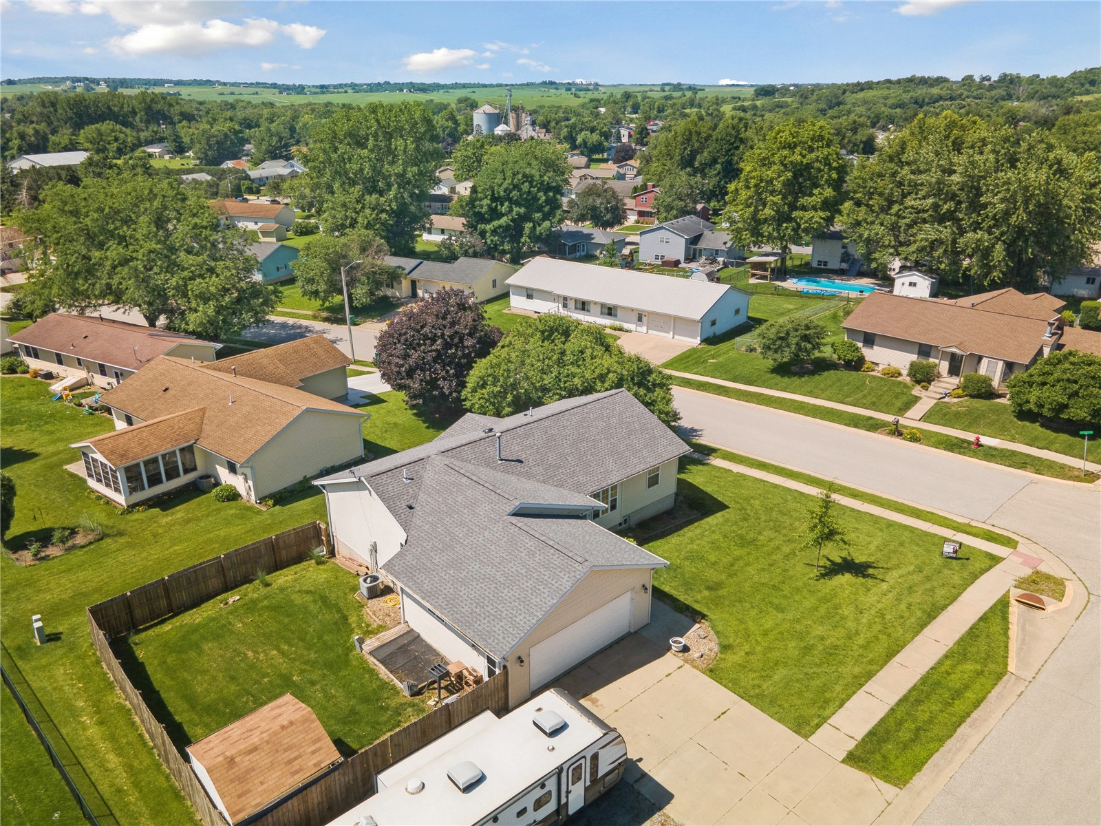 2000 Highland Road Ely IA 52227