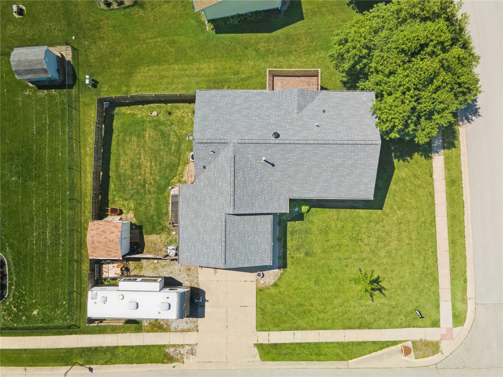 2000 Highland Road Ely IA 52227