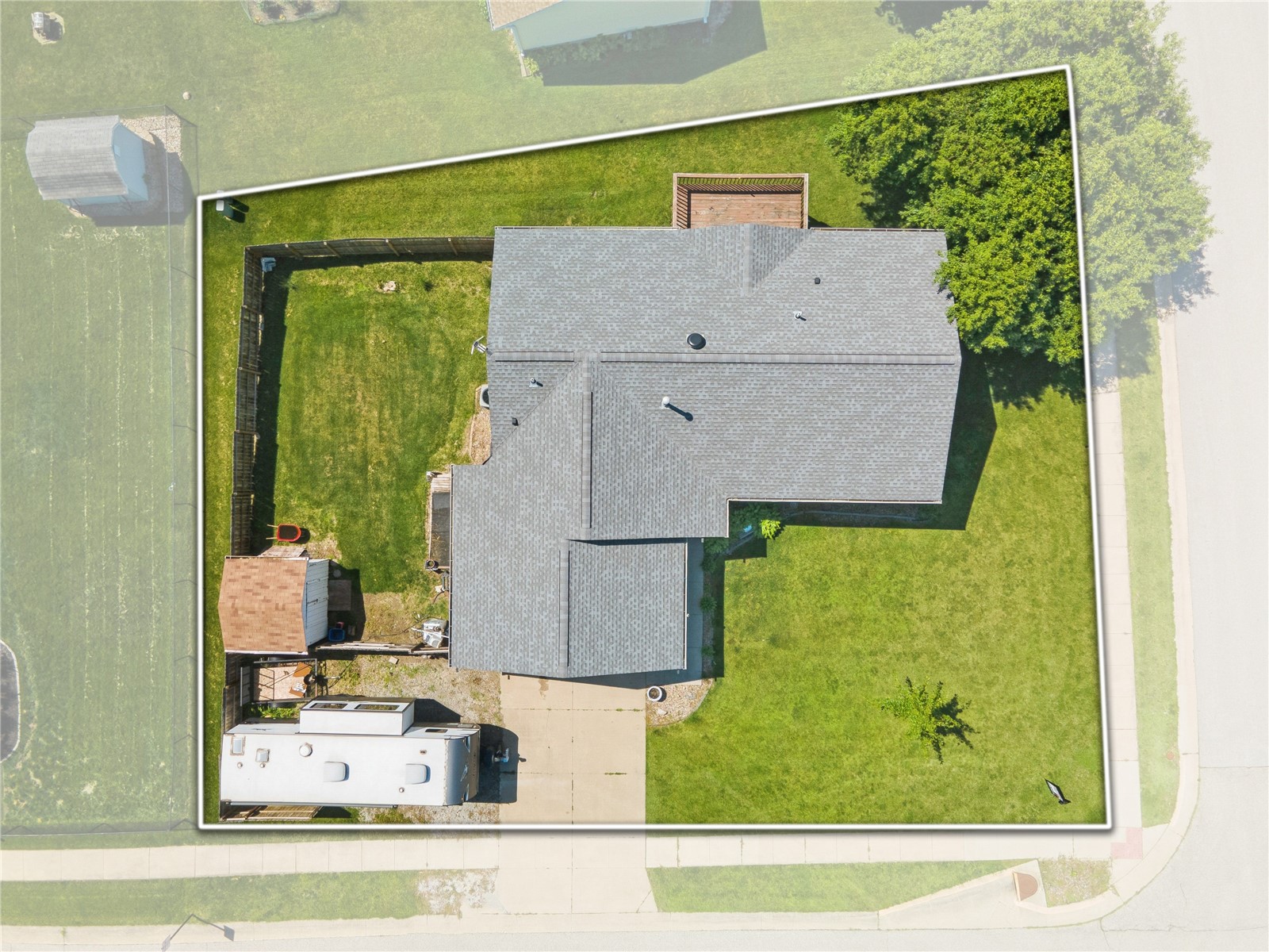 2000 Highland Road Ely IA 52227