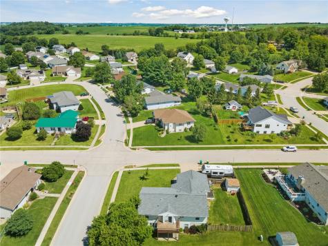 2000 Highland Road Ely IA 52227
