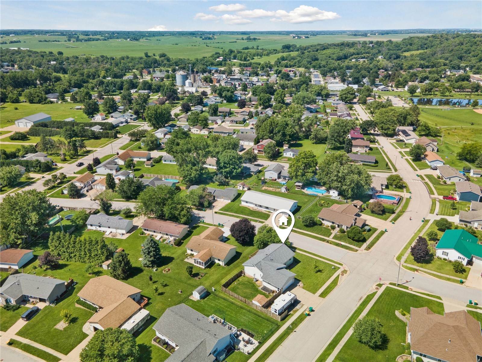 2000 Highland Road Ely IA 52227