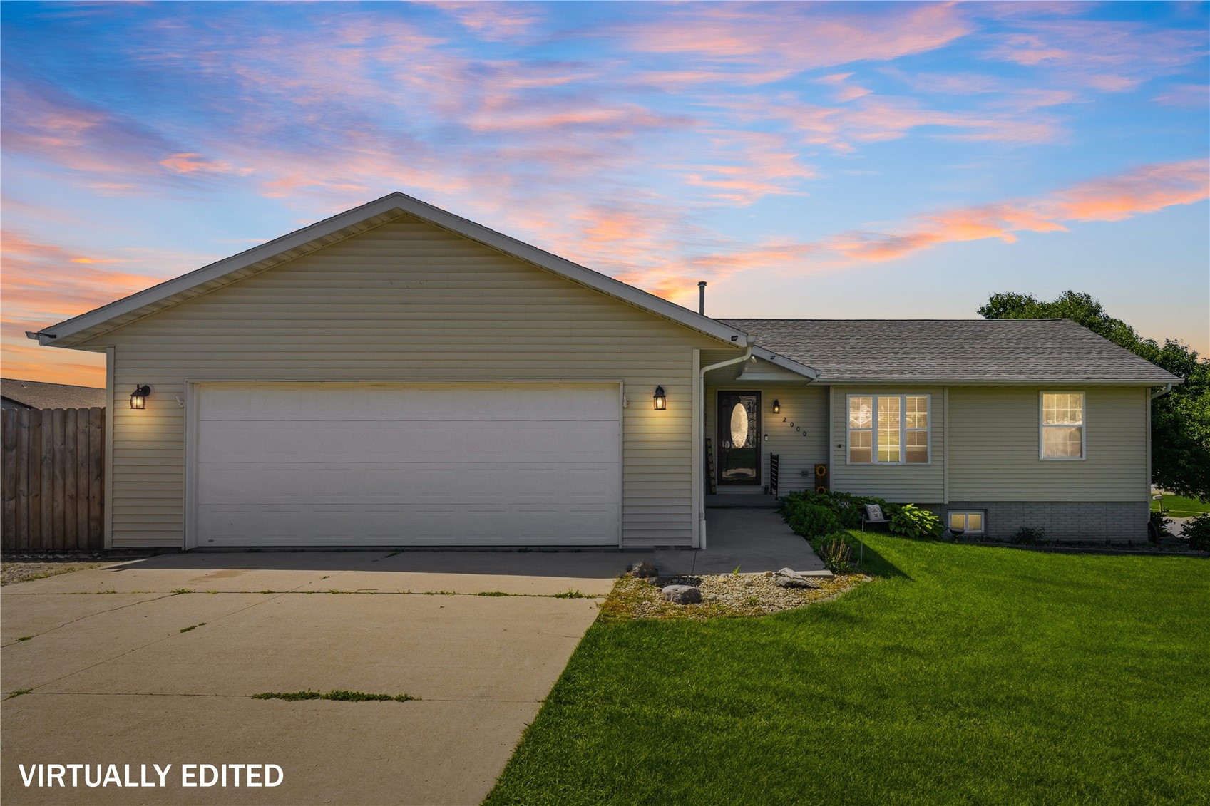 2000 Highland Road Ely IA 52227